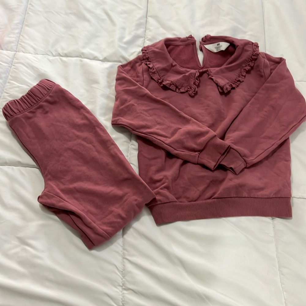 Girls sweatpants outfit